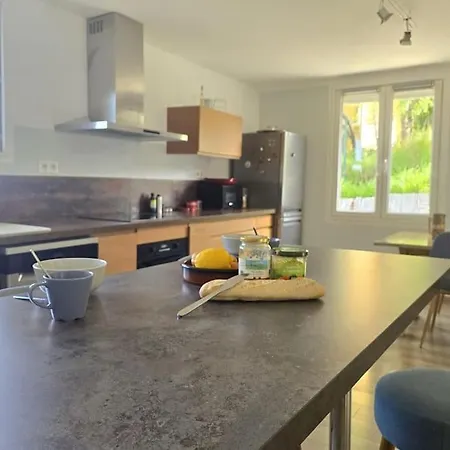 Apartment Le Belvedere + Clim + Exterieur + Parking Gratuit Les Angles (Gard)