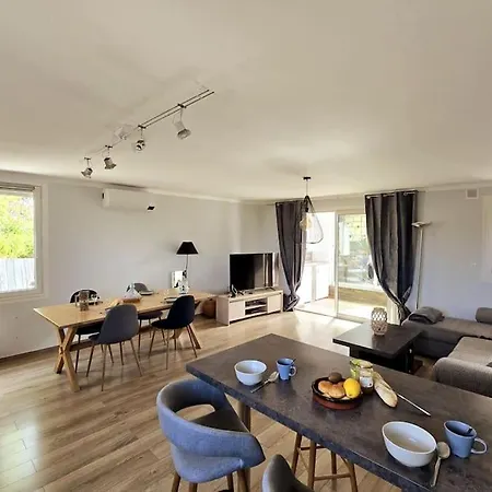 Apartment Le Belvedere + Clim + Exterieur + Parking Gratuit