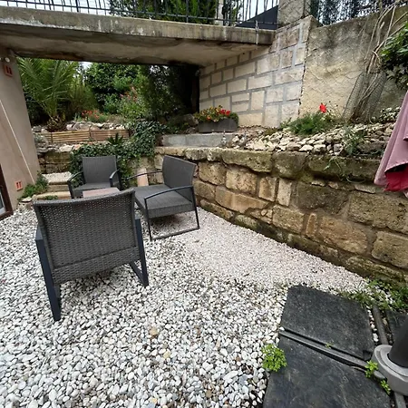 Apartment Le Belvedere + Clim + Exterieur + Parking Gratuit Les Angles (Gard)